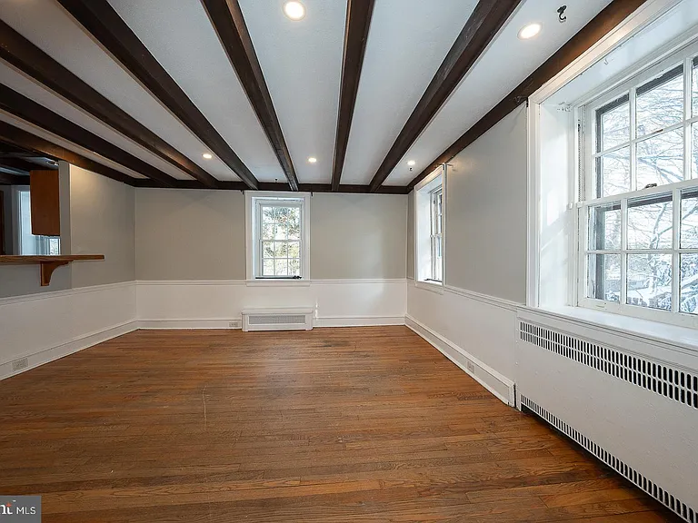 625 Chelten Hills Dr — Photo 11