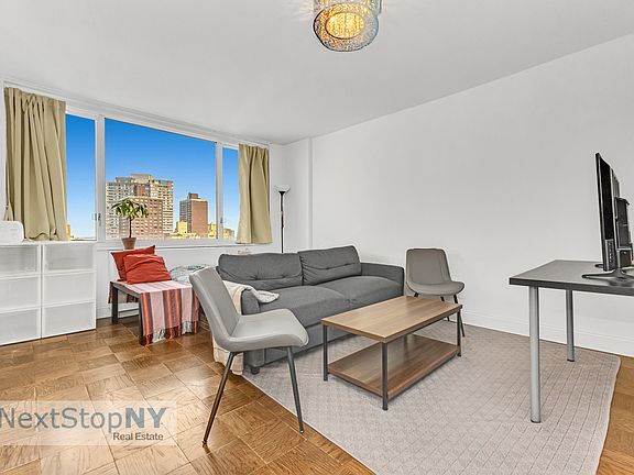 3rd image of 245 E 54th St APT 20J