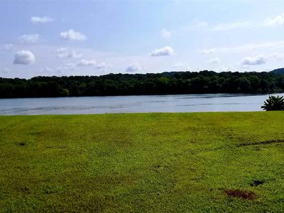 848 Miracle Rd, Decaturville, TN, 38329
