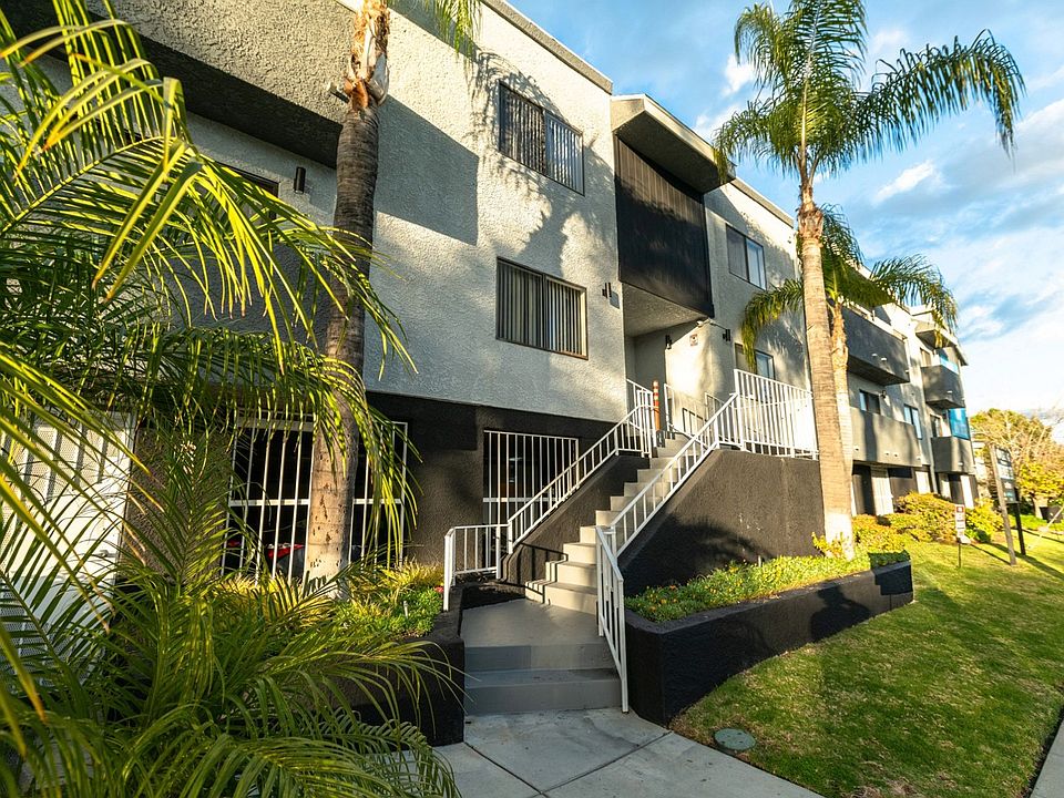 Building Photo 2
