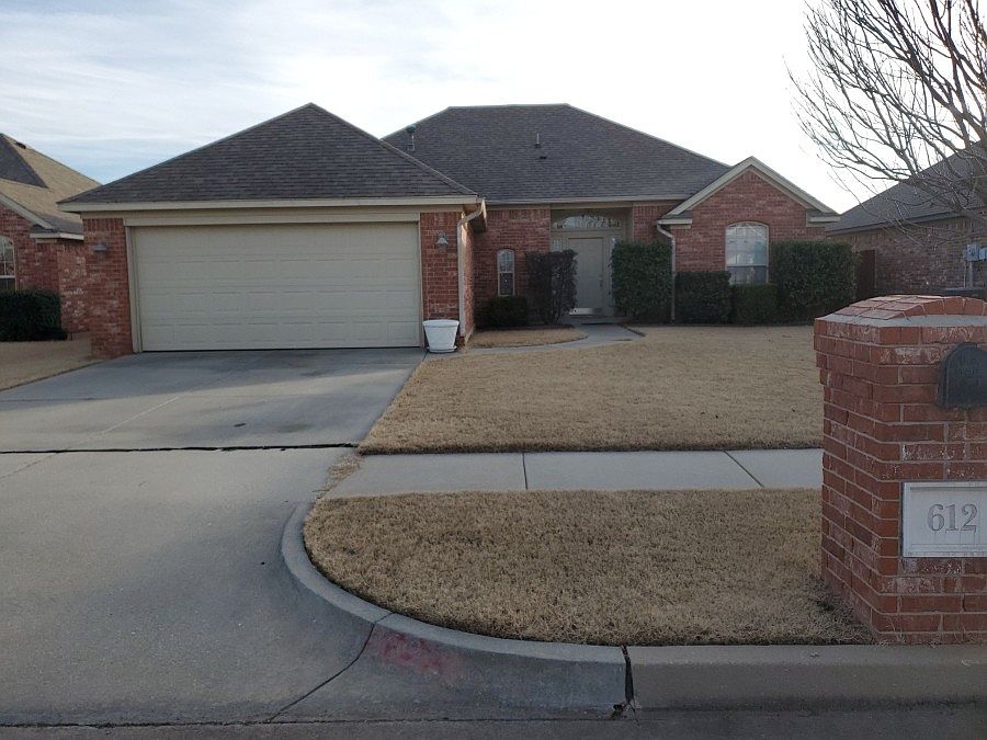 1st image of 612 SW 159th Ter