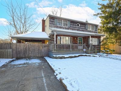 34 Lieper St, Huntington Station, NY, 11746