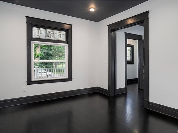 4th image of 55 Newman Pl