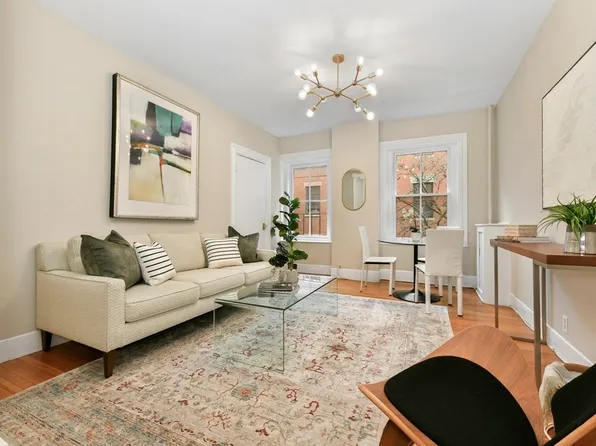 32 Myrtle St APT 3-1, Boston, MA 02114