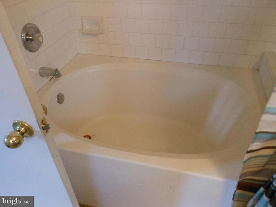 Masterbedroom Bath