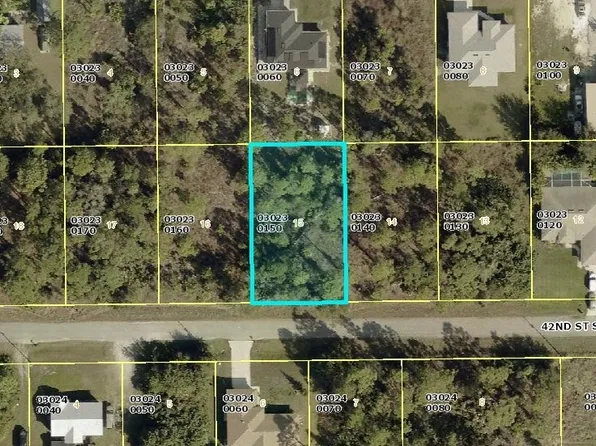 3608 42nd St SW, Lehigh Acres, FL 33976