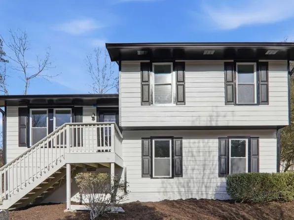 499 Strickland Ct, Lawrenceville, GA 30046