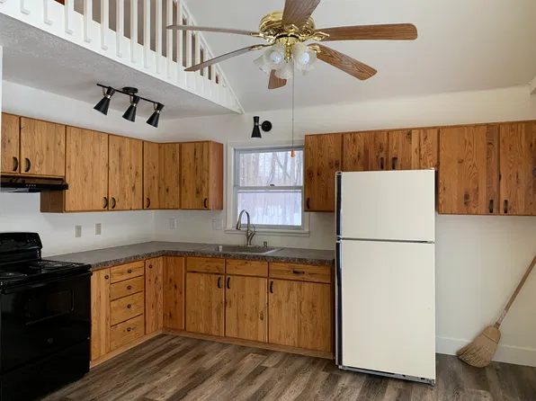 2595 Benzie Hwy, Benzonia, MI 49616