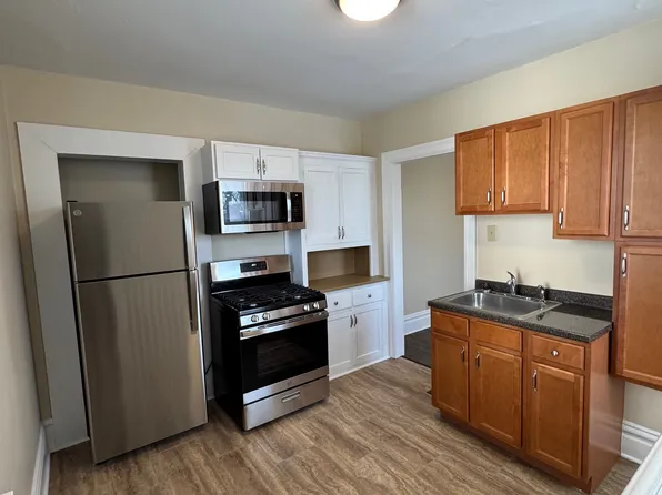 442 Oneida St Floor 2, Pittsburgh, PA 15211