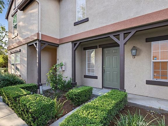 4th image of 9 Three Vines Ct