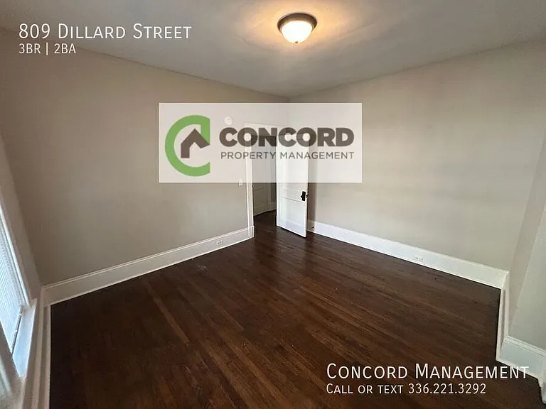 809 Dillard St — Photo 13