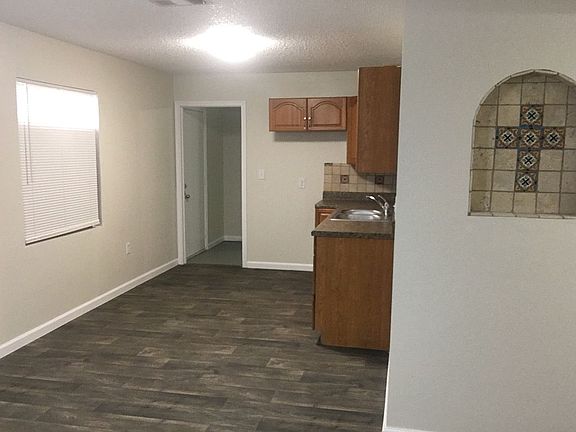 4th image of 4450 Wilhelm St