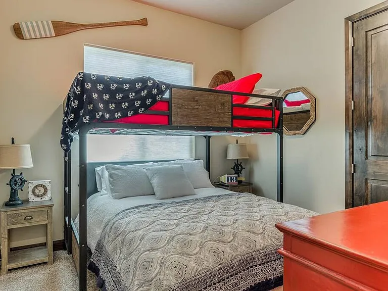 N Coral Ridge Dr — Photo 19