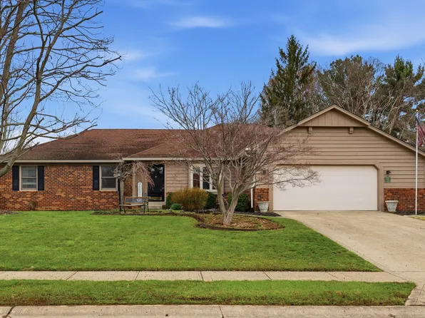 866 W Ashbourne Ln, Greenwood, IN 46142