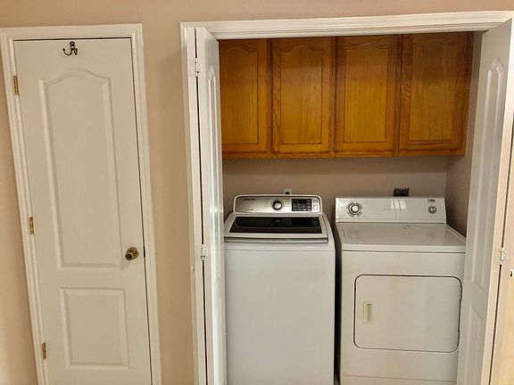 4th image of 4107 N 42nd Ln