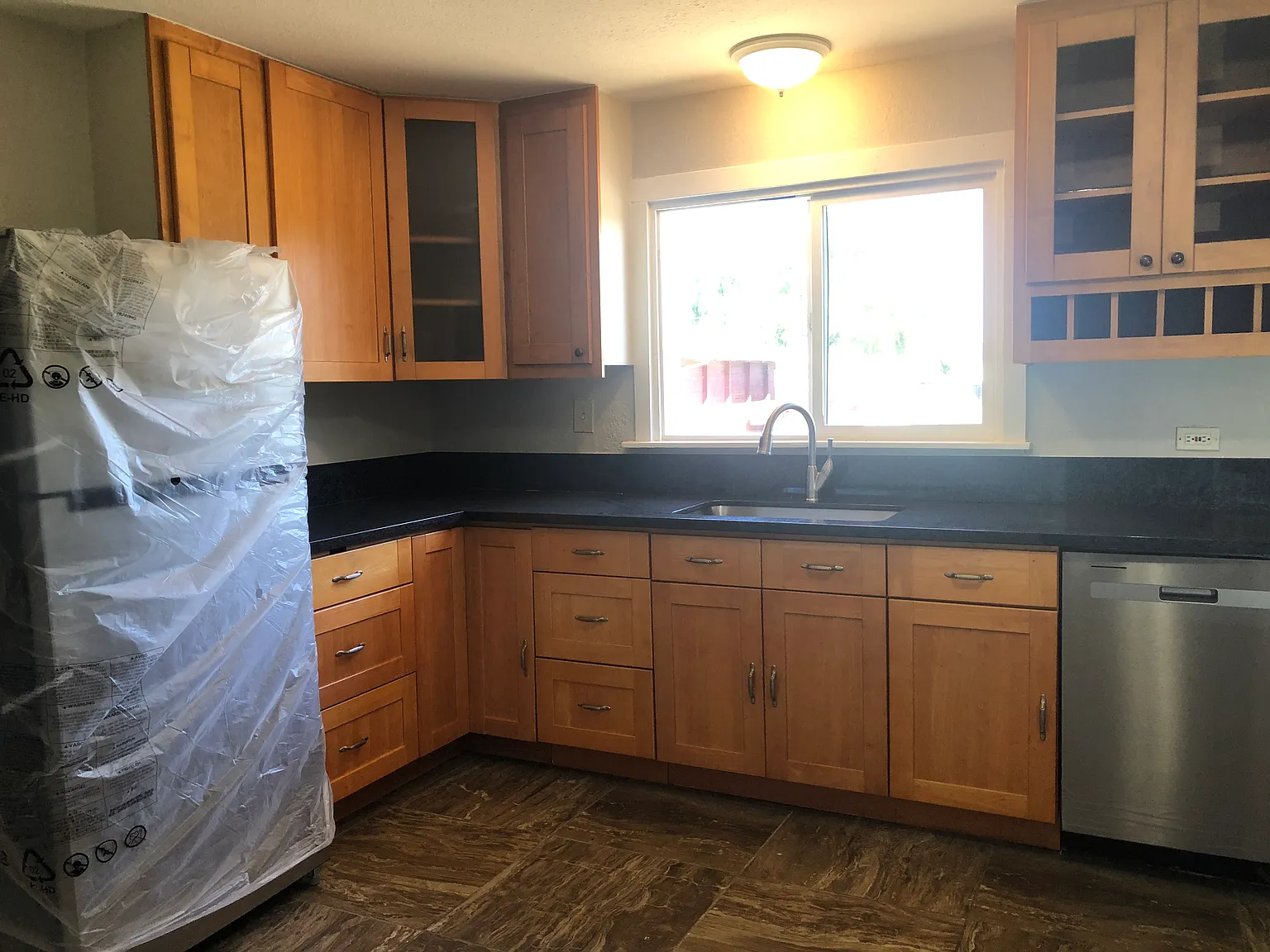 4 bed, 1.5 bath, 1536 sqft, $4,900 — Photo 4