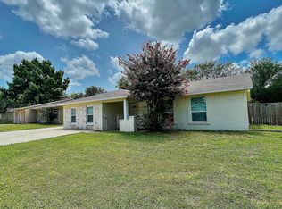 400 Colgate Ct, Arlington, TX 76014
