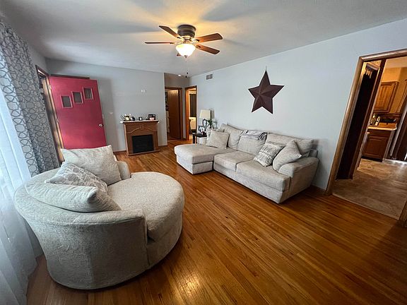 5th image of 1513 N Washington Ln