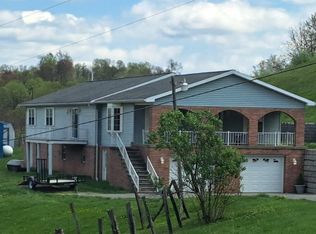 993 Daybrook Rd, Fairview, WV 26570