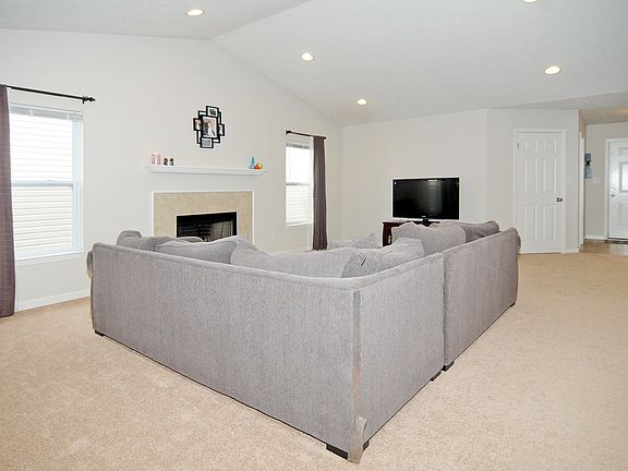4th image of 12627 Brady Ln