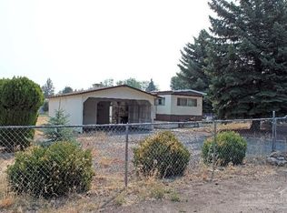 2262 NW 38th St, Redmond, OR 97756