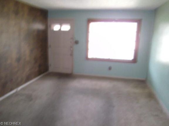 5th image of 1527 E 174th St