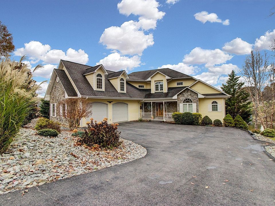 1st image of 248 Shady Wood Dr