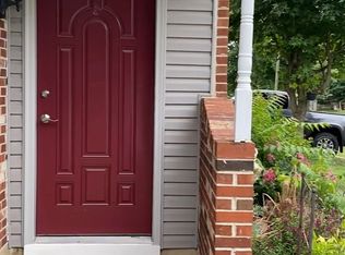 547 Staufer Ct, Mount Joy, PA 17552