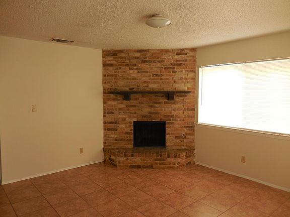 3rd image of 4700 Echo Bend Cir