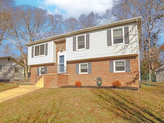 2nd image of 45796 Sayre Dr