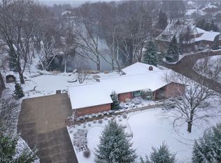 581 N Medina Line Rd, Medina, OH 44256