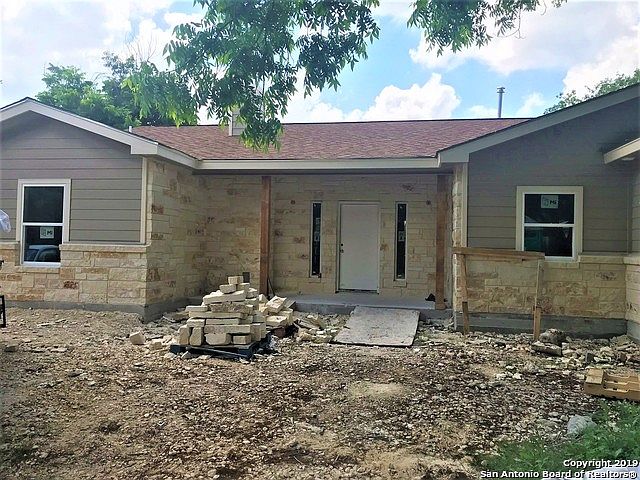 1st image of 107 Dawnridge Dr