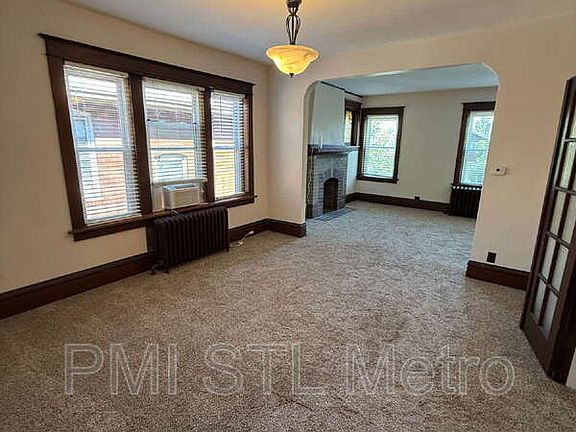 5th image of 3668A Wilmington Ave