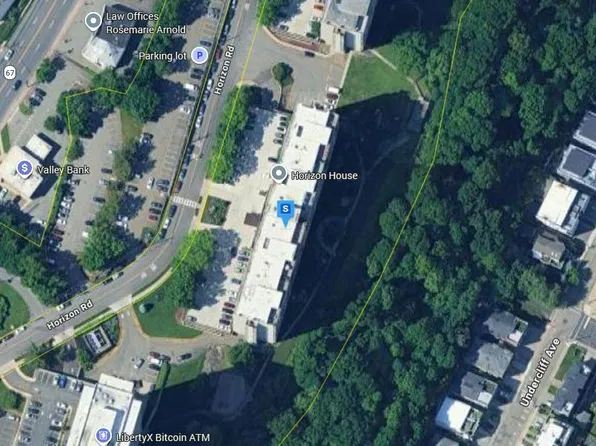 3 Horizon Rd, Fort Lee, NJ 07024