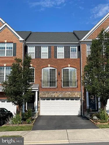 23247 Hanworth St Photo 1