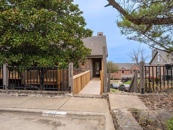 2nd image of 1518 Signal Ridge Pl