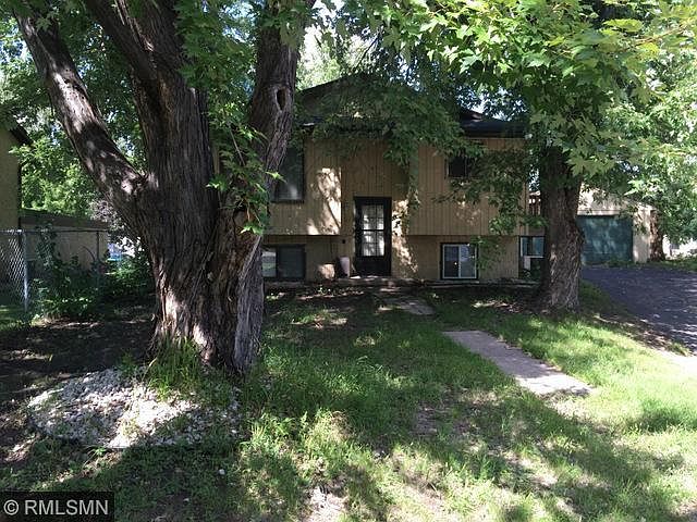 1st image of 761 Parkway Dr