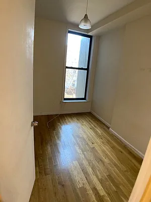 Rented by Urban Pads | media 8