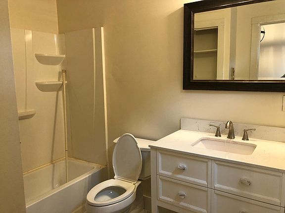 4th image of 107 Philip St #2F