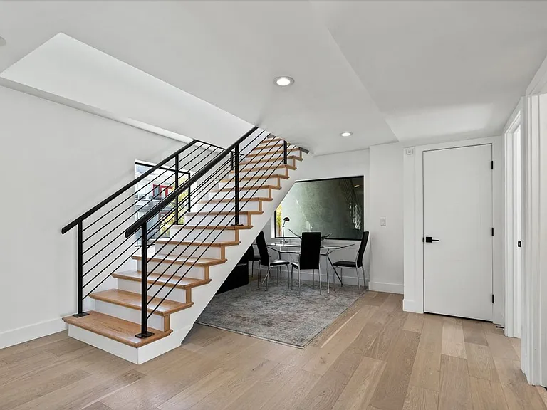 230 W Monterosa St — Photo 25