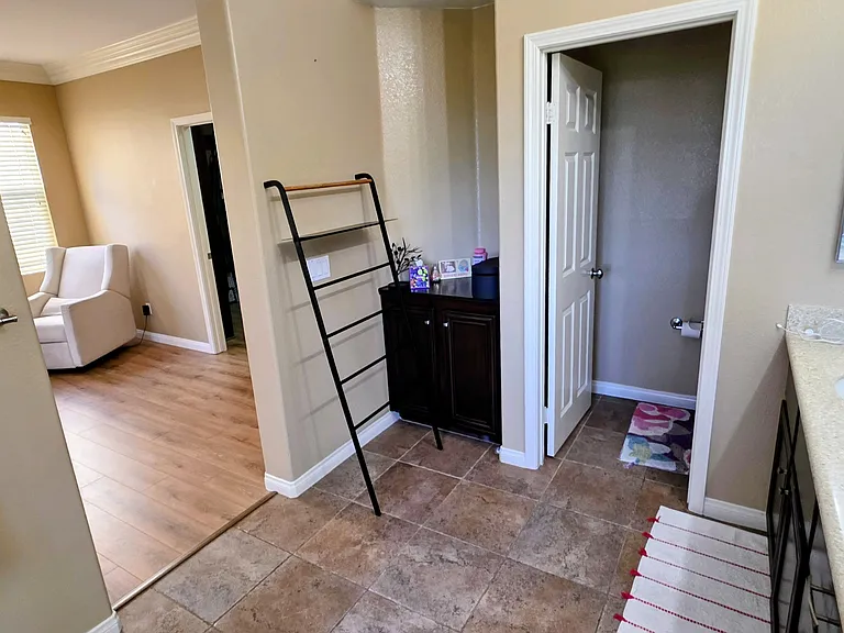 7373 Healis Pl — Photo 18