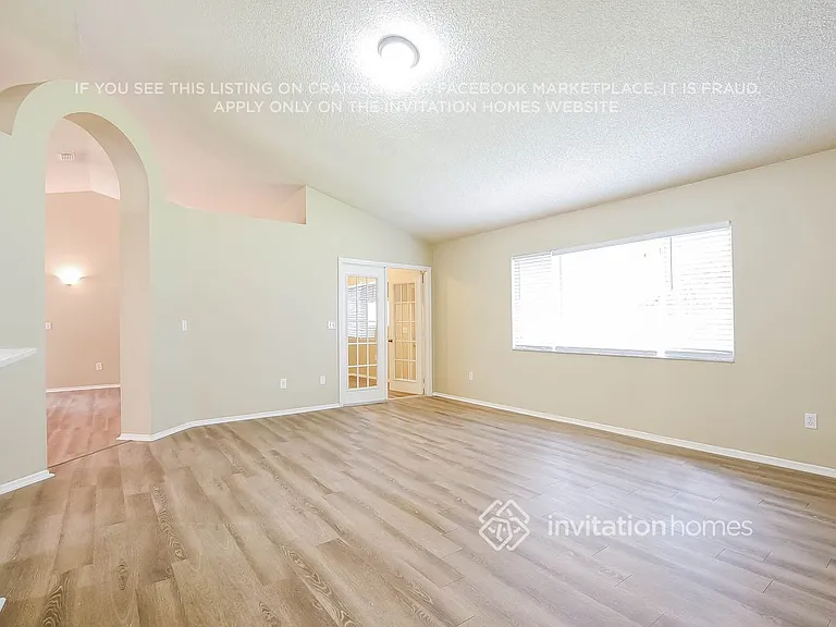 328 Inglenook Cir — Photo 3