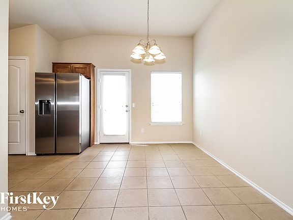 4th image of 18225 Piedra Dr