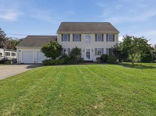 50 Hannah Dr, Somerset, MA 02726