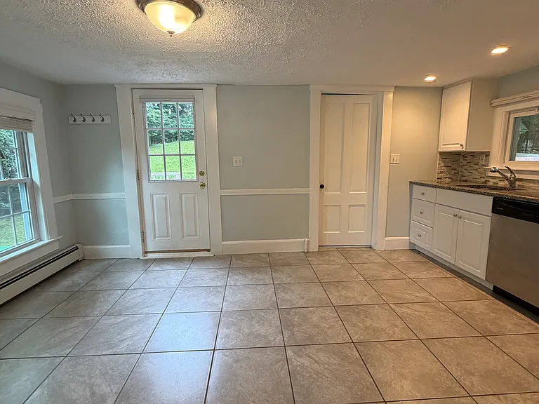 856 Main St #2 — Photo 6