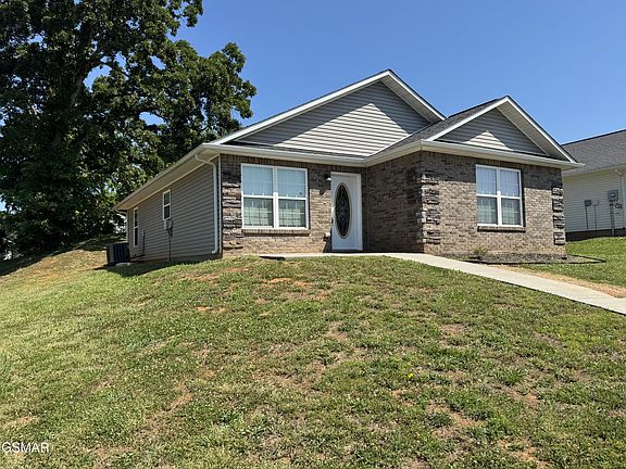 2nd image of 1909 Heather Lea Dr