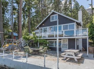 12148 S Lakeshore Rd, Chelan, WA 98816