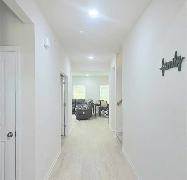 327 Valley Oak Dr — Photo 11