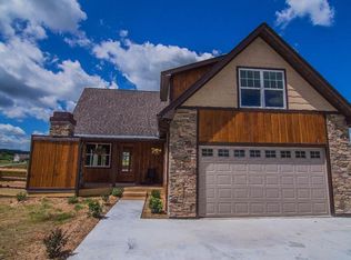 83 Minstead Rdg, Young Harris, GA 30582