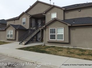 1071 W Pine Ave, Meridian, ID 83642
